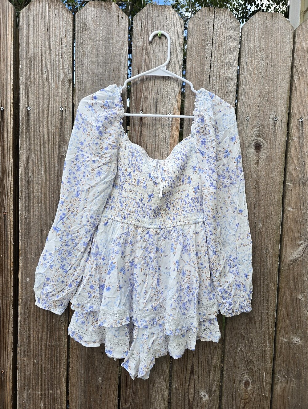 NWT Francescas Ruffle Floral Romper